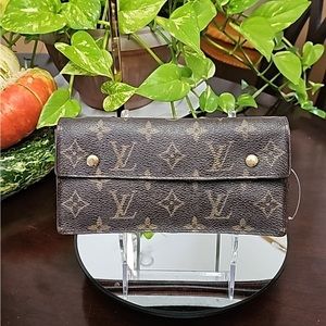 #0210-00 LOUIS VUITTON MONOGRAM PORTEFEULLE ACCORDION LONG WALLET